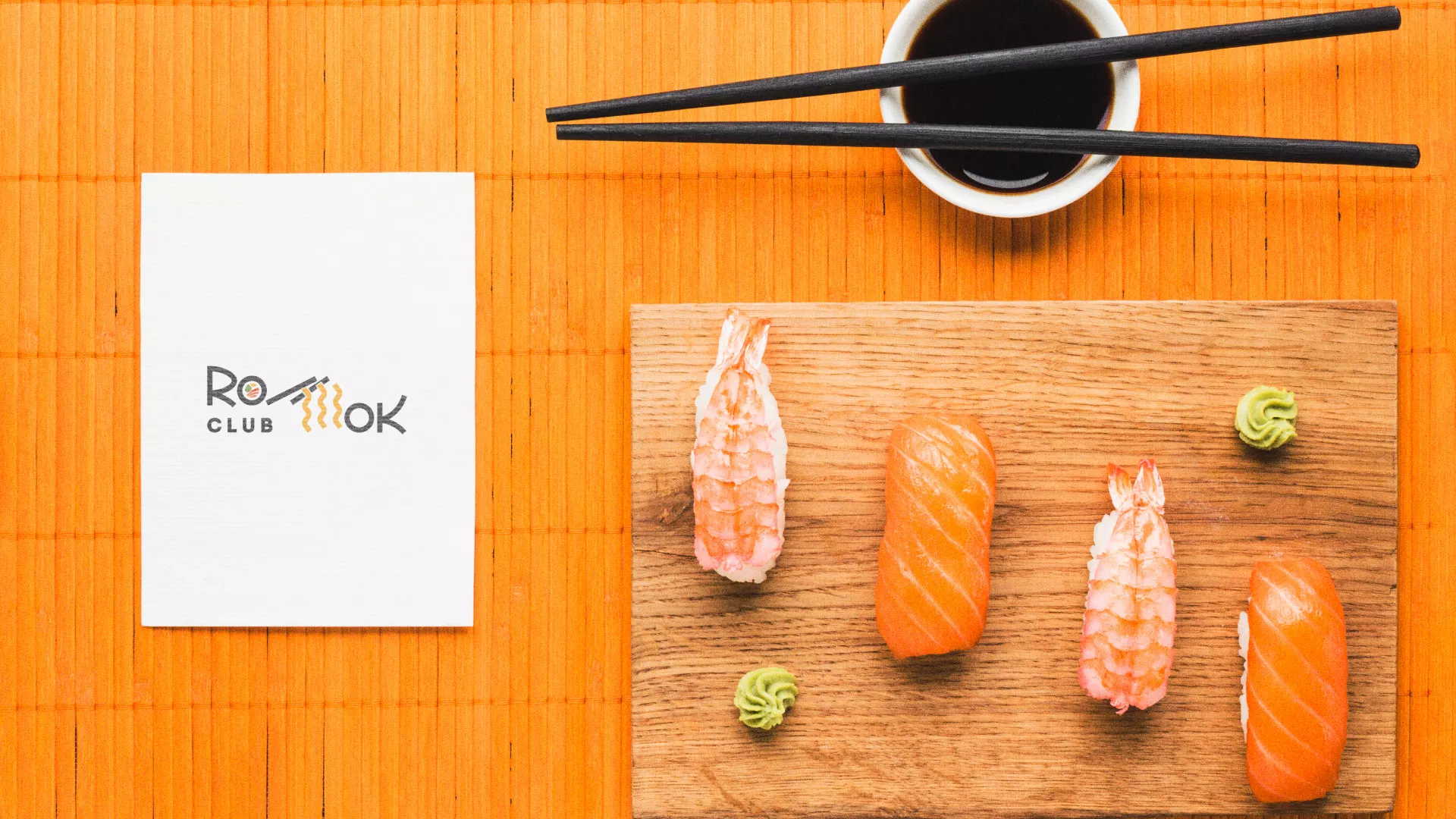 Создание логотипа суши-бара «Roll Wok Club» в Ясногорске